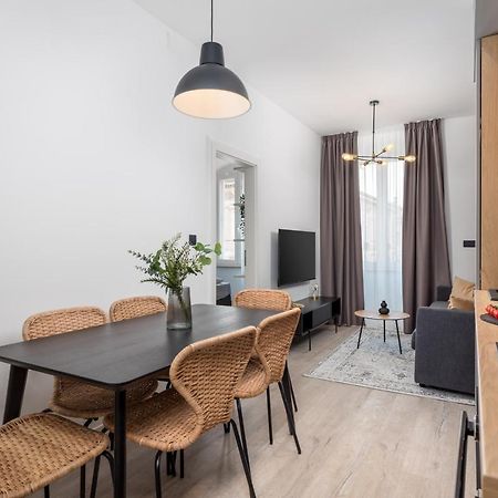 Apartments Diego غييكا المظهر الخارجي الصورة