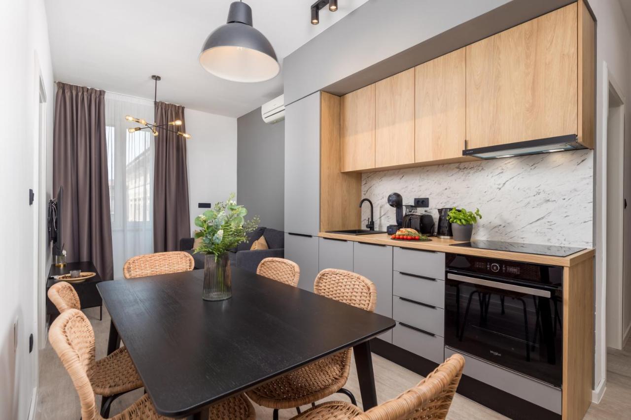 Apartments Diego غييكا المظهر الخارجي الصورة