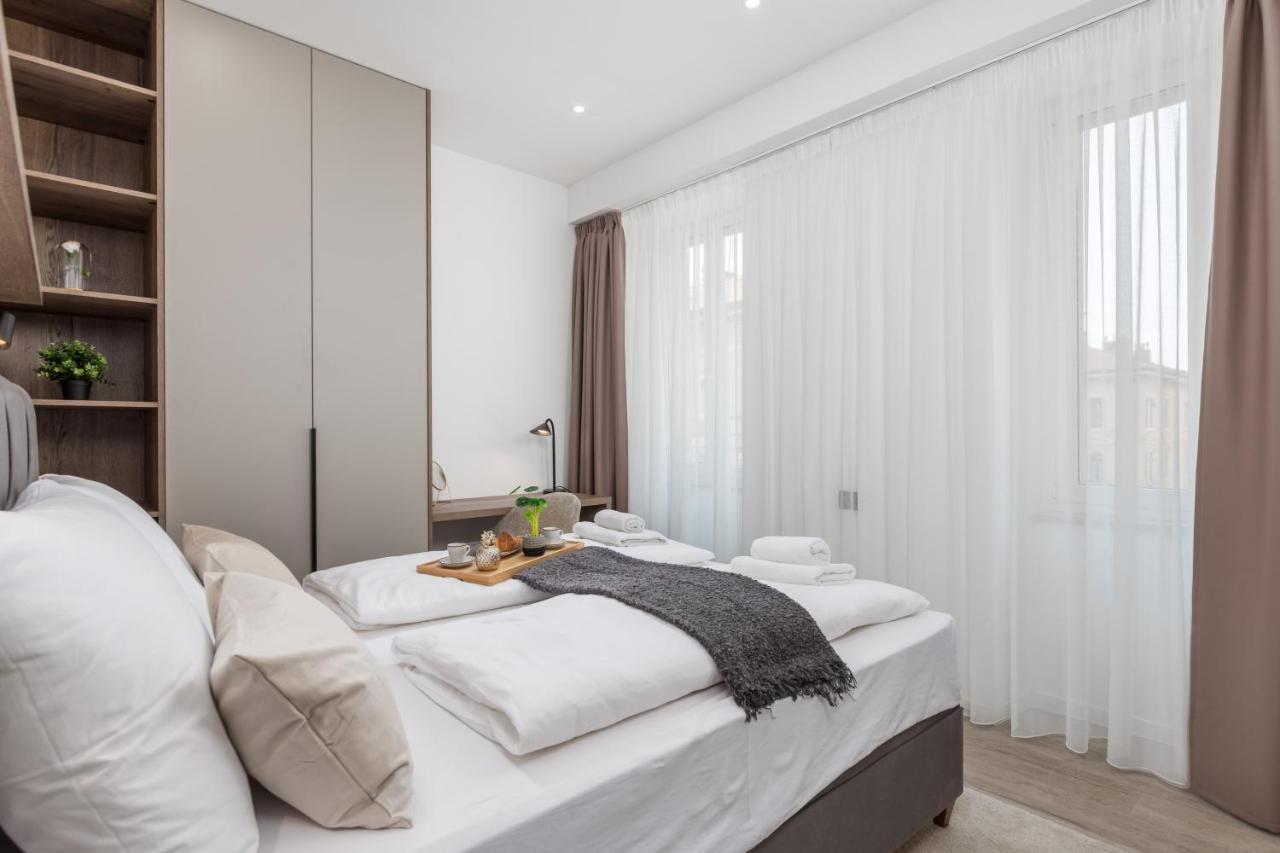 Apartments Diego غييكا المظهر الخارجي الصورة