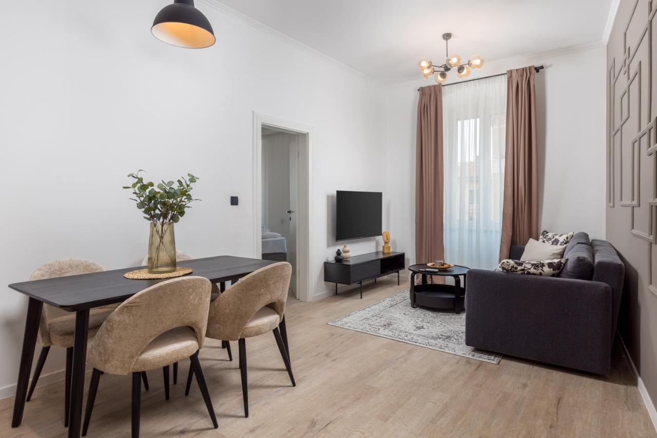 Apartments Diego غييكا المظهر الخارجي الصورة